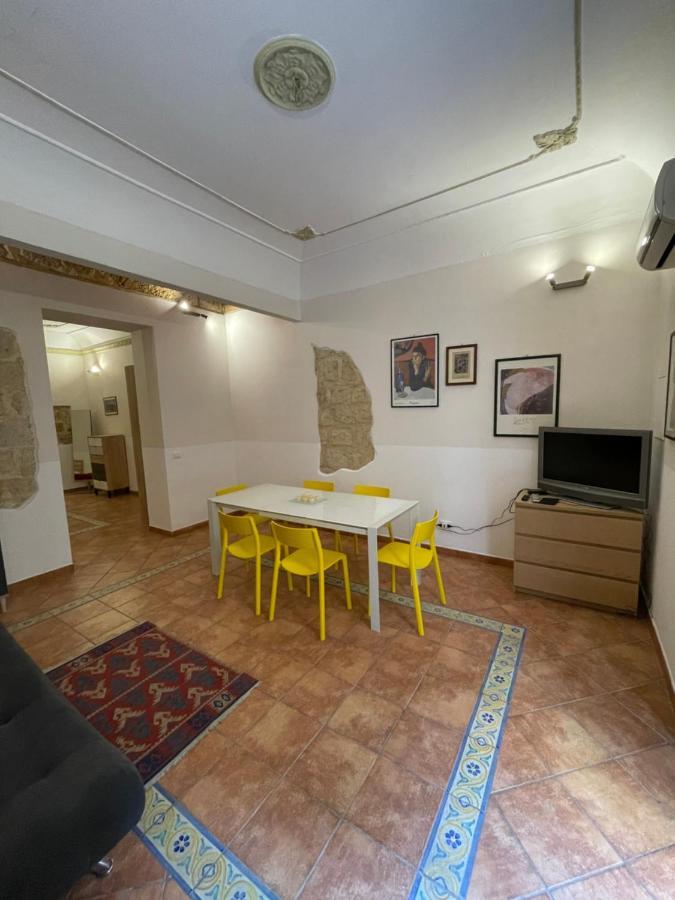Appartamento Sicooli Via D'aragona 33 Palermo